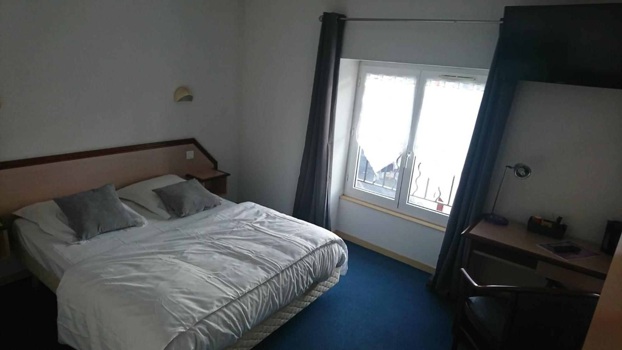 Hotel Les Deux Porches Verrieres  ภายนอก รูปภาพ