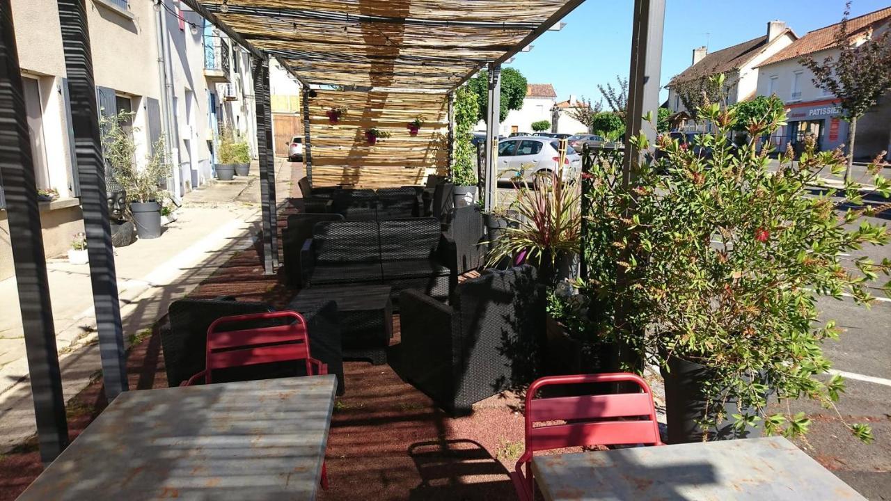 Hotel Les Deux Porches Verrieres  ภายนอก รูปภาพ