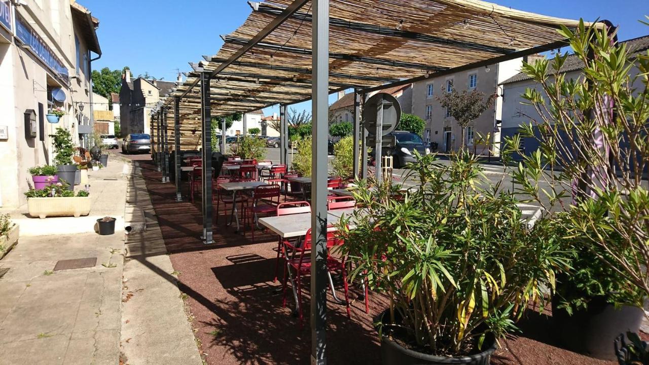 Hotel Les Deux Porches Verrieres  ภายนอก รูปภาพ