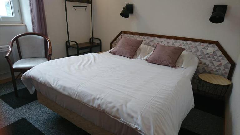 Hotel Les Deux Porches Verrieres  ภายนอก รูปภาพ